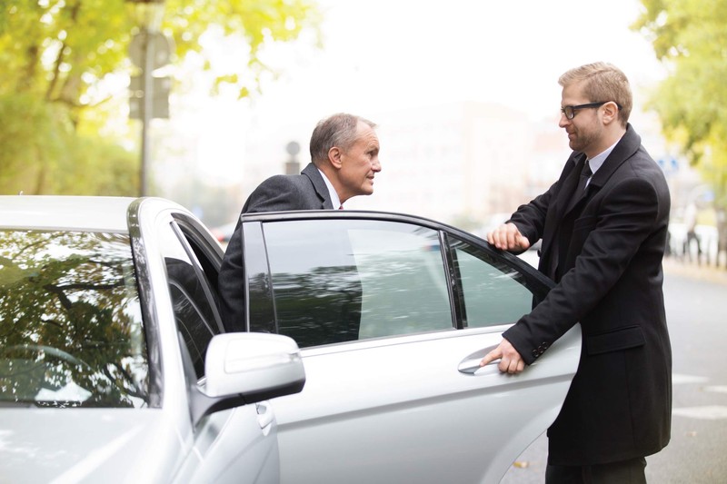 Book in Advance the Best Chauffeur Services in Geneva –